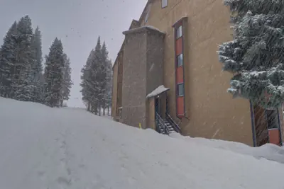 Photo 4 - Amazing Ski-In Ski-Out Condo, Pet Friendly - Very Spacious - CM236