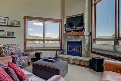 Photo 2 - B201 WaterTower Place 3BR 3BA