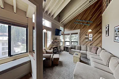 Photo 3 - Remodeled 4 Bedroom Condo Perfect For Families & Couples | Easy Access to Ski Adventure! (Unit 611 at 1849)