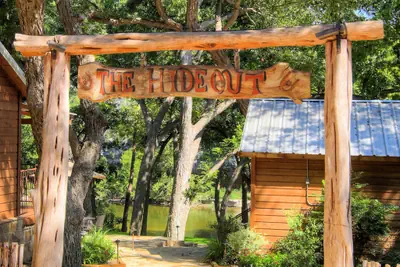 Photo 2 - RR 6954 The Hideout