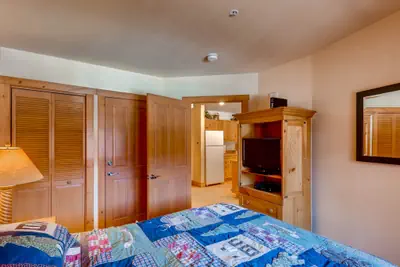 Photo 5 - Village Condo, Walk to Slopes, heated pool access