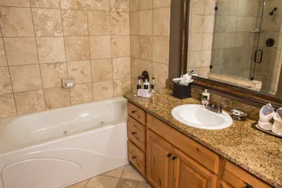 Photo 5 - Canyons Village Location Oversized Deck Off Save 20% on 7+ Nights!