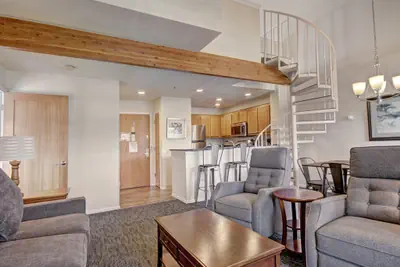Photo 4 - Perfectly Located 1Br With loft- Close to Lifts & Downtown
