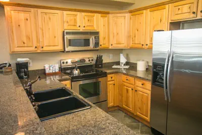 Photo 4 - Silverado Lodge with Easy Pool Access Save 20% on 7+ Nights!