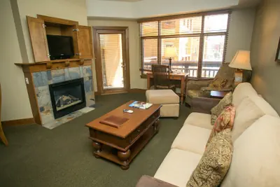 Photo 3 - Sundial Lodge Condo Steps from Red Pine Gondola Save 20% on 7+ Nights!