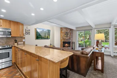Photo 4 - Aspen Alps Apartment #204