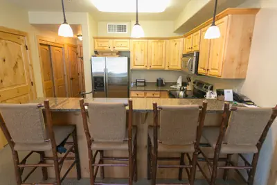 Photo 2 - Massive Condo with Views and Rustic Furnishings Save 20% on 7+ Nights!