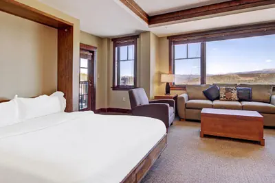 Photo 2 - Slopeside Condo at Base of Peak 8, Sleeps 6