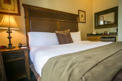 Photo 5 - Large Condo, Steps Away from Canyons Village Save 20% on 7+ Nights!