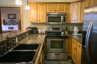 Photo 4 - Large Condo, Steps Away from Canyons Village Save 20% on 7+ Nights!