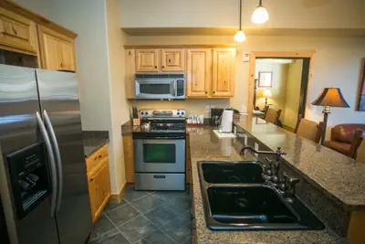Photo 3 - Amazing Mountain Views and Full Kitchen Save 20% on 7+ Nights!