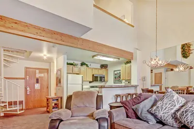 Photo 4 - Downtown Breckenridge Studio with Master Loft sleeps 4