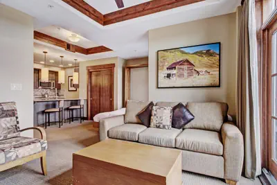 Photo 3 - Luxury Studio Condo Steps from Winter Activities, Sleeps 4