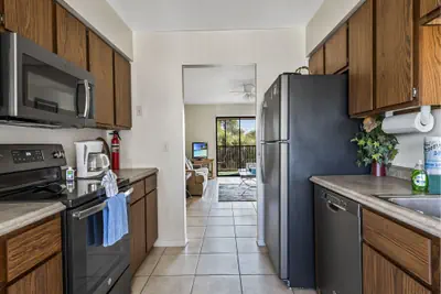 Photo 4 - 3702 6TH AVENUE #3