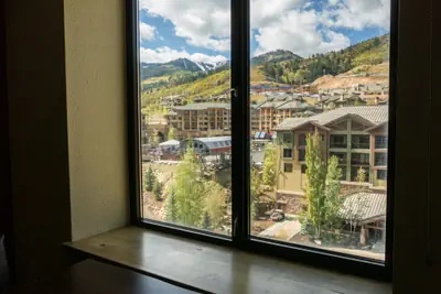 Photo 5 - Next to the Red Pine Gondola for Great Winter View Save 20% on 7+ Nights!