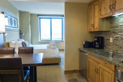 Photo 4 - Unbeatable views from totally renovated studio Save 20% on 7+ Nights!