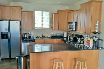 Photo 2 - Townhouse #9