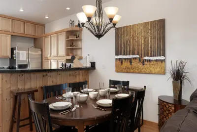 Photo 5 - Willows Way 102