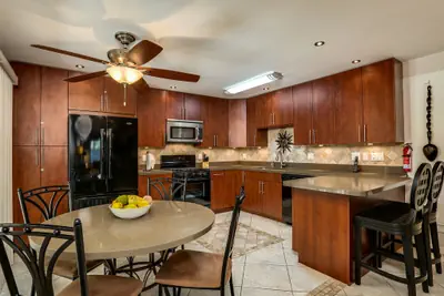 Photo 5 - Hidden Oasis Condo with Shared Outdoor Pool - Weekly Rental Only