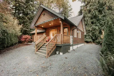 Photo 2 - 65GS - Hot Tub - Wi-Fi - Pets Ok - BBQ - Sleeps 10