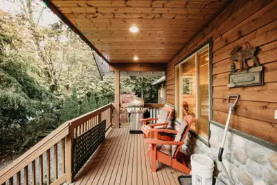 Photo 5 - 65GS - Hot Tub - Wi-Fi - Pets Ok - BBQ - Sleeps 10