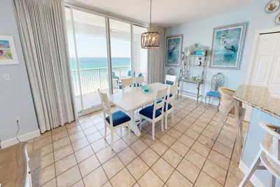 Photo 5 - Oceania 607 - 3 BR 3 Ba right on the beach - sleeps 8
