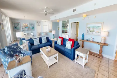 Photo 4 - Oceania 607 - 3 BR 3 Ba right on the beach - sleeps 8