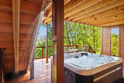 Photo 5 - Psalm 2705 Cabin with Relaxing Private Hot Tub and Magnificent Views of the Smoky Mountains
