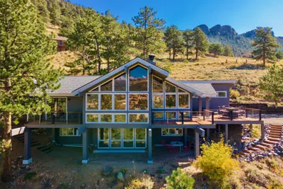 Photo 2 - Mountain's Call Vacation Home at Windcliff
