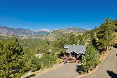 Photo 3 - Mountain's Call Vacation Home at Windcliff