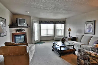 Photo 2 - Unit 312 1 BD/ 1 BA condo