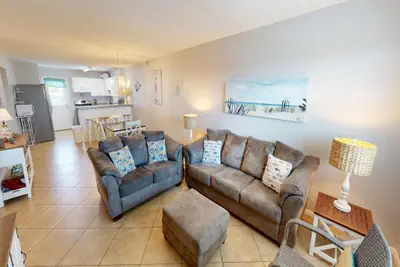 Photo 2 - Venus 306 is a 3 BR steps to Pool with easy beach access - sleeps 9