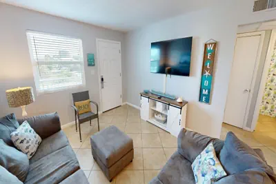 Photo 4 - Venus 306 is a 3 BR steps to Pool with easy beach access - sleeps 9