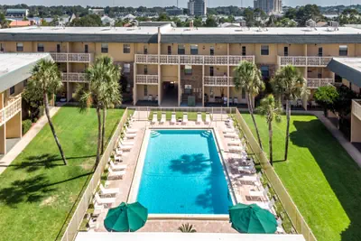 Photo 5 - Venus 219 - 2nd Floor 1 BR on Okaloosa Island with easy beach access