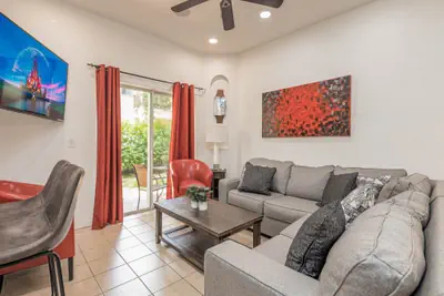 Photo 5 - 4 bedroom townhouse