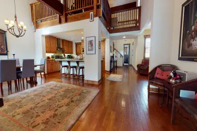 Photo 2 - Snowcreek VI The Lodges 1130 Pet-Friendly, Beautiful and Spacious, Garage and Washer Dryer