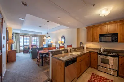 Photo 5 - Updated 1 Bedroom Condo in Mountaineer Square