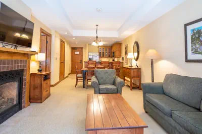 Photo 3 - 1BR Condo with Large Balcony in Mountaineer Square