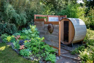 Photo 4 - Venture Garden House
