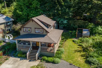 Photo 5 - Venture Garden House