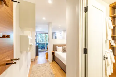 Photo 5 - Modern Hotel-Style Studio - Timber Creek Lodge #210