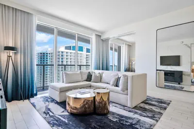 Photo 2 - W Residences 2 Bedroom Suite "Endless Summer"