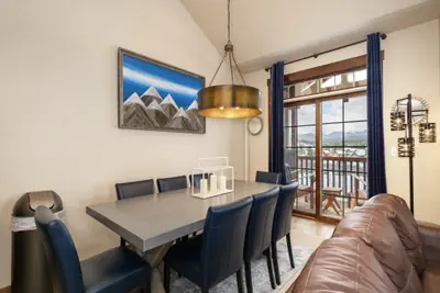 Photo 5 - Cozens Pointe B-301