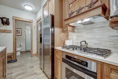 Photo 3 - Luxury 1-Bedroom Ski-In Out Condo with Slopeside Heated Pool