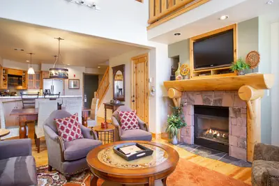 Photo 2 - 3 Bedroom Condo - The Lodges at Deer Valley