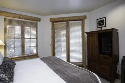 Photo 5 - 2 Bedroom Condo - The Lodges at Deer Valley