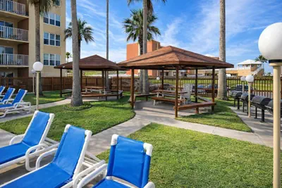 Photo 2 - * BBQ Pits *Private Beach Access * Pool & Hot Tub