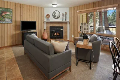 Photo 2 - Ski Condo 151
