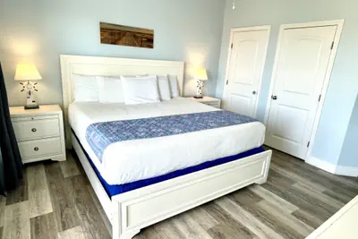 Photo 4 - Beachgate Condo Suites and Hotel 332