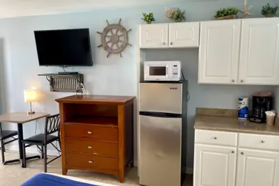 Photo 3 - Beachgate Condo Suites and Hotel 431